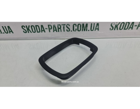 Накладка куліси кпп автомат Skoda Octavia Tour 1U0864134 вживана VAG (1U0864134)
