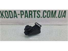 Кліпса карти дверей Skoda Octavia Tour 1U0867260C VAG (1U0867260C)