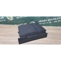 Підлокітник заднього сидіння Skoda Octavia Tour VAG (1U0885081S)