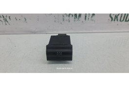 Кнопка ASR Skoda Octavia Tour VAG (1U0927133)