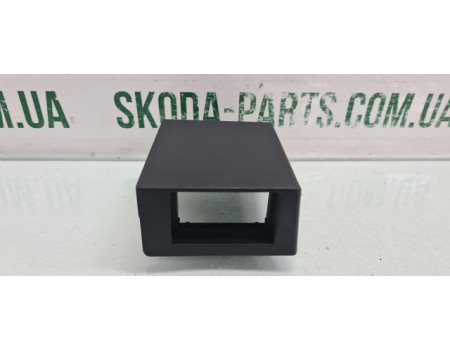 Накладка включателя подушки безпеки Skoda octavia tour 1u1858305 вживана VAG (1U1858305)