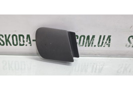 Заглушка передньої ручки регулювання дзеркал Skoda Octavia Tour до рестайл VAG (1U1867186D)