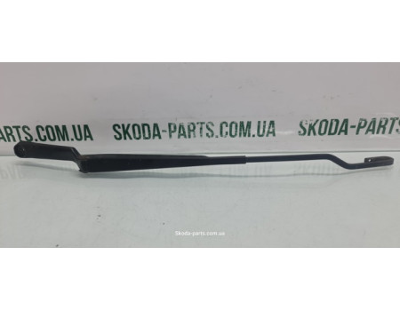 Двірник передній лівий Skoda Octavia Tour 1U195540 VAG (1U1955409)