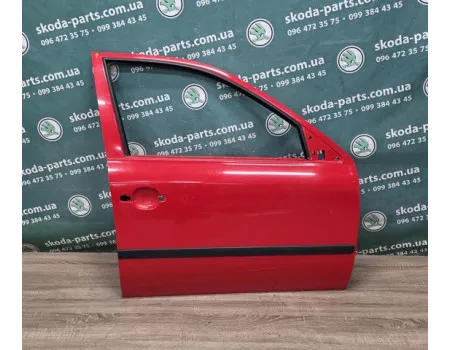 Двері передні праві Skoda Octavia Tour колір червоний VAG (1U4831056H)
