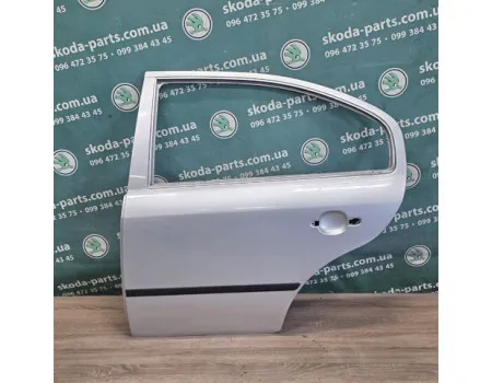 Двері задні ліві колір сірий 9102 Skoda Octavia Tour ліфтбек VAG (1U4833051)