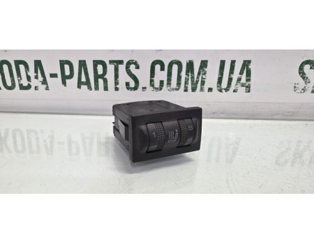 Кнопка підігріву сидіння Skoda Octavia Tour до рестайл 1u6963563 VAG (1U6963563)