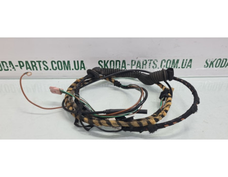 Проводка кришки багажника Skoda Octavia Tour ліфтбек 1U6972175E вживана VAG (1U6972175E)