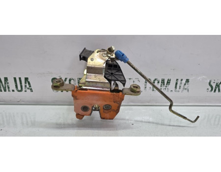 Замок кришки багажника універсал Skoda Octavia Tour 1U9827501F VAG (1U9827501F)