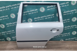 Дверка задня ліва комбі сіра Skoda Octavia Tour 1U9833055 вживана VAG (1U9833055)