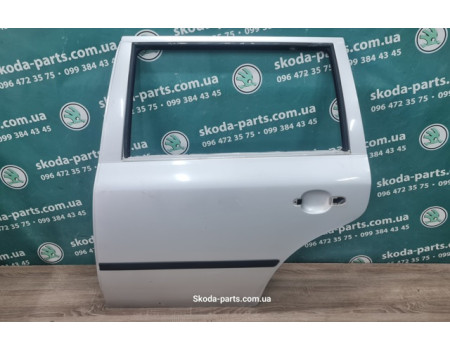 Дверка задня ліва комбі сіра Skoda Octavia Tour 1U9833055 вживана VAG (1U9833055)