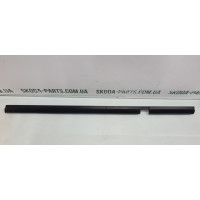 Ущільнювач скла внутрішній задній лівий Skoda Octavia Tour 1U9839471A вживаний VAG (1U9839471A)