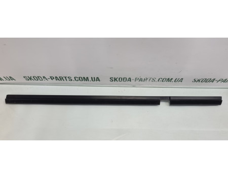 Ущільнювач скла внутрішній задній лівий Skoda Octavia Tour 1U9839471A вживаний VAG (1U9839471A)