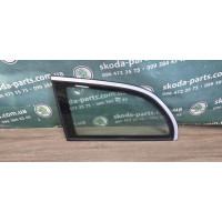 Скло кузова заднє ліве глухе Skoda Octavia Tour універсал VAG (1U9845297A)