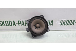 Динамік в карту дверей системи sound system Skoda Octavia A5 VAG (1Z0035411J)