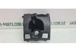 Корпус кронштейн форсунки омивача фари правої Skoda octavia A5 1Z0807056A вживаний VAG (1Z0807056A)