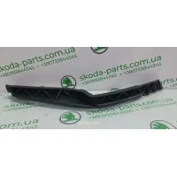 Направляюча переднього бампера права дорестайл Skoda Octavia A5 1Z0807184 VAG (1Z0807184) Направляюча переднього бампера права дорестайл Skoda Octavia A5 1Z0807184 VAG (1Z0807184)