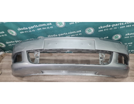 Бампер передній сірий Skoda Octavia A5 1Z0807221M вживаний VAG (1Z0807221M)