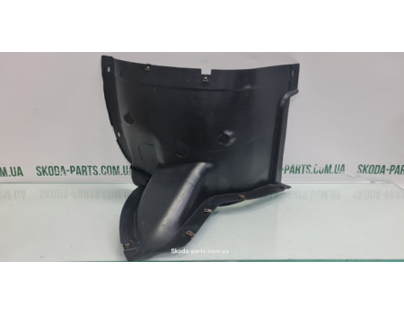 Підкрилок передній правий передня частина рестайл Skoda Octavia A5 1Z0809954C VAG (1Z0809954C)