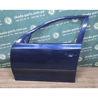 Двері передні ліві Skoda Octavia A5 колір 9462/8D8D/LF5Q/F5Q VAG (1Z0831055LF5Q)