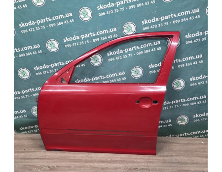 Двері передні ліві Skoda Octavia A5 VAG (1Z0831055MT)
