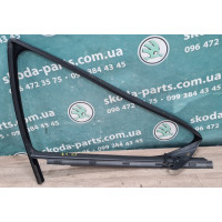 Ущільнювач скла передній правий Skoda Octavia A5 вживаний 1Z0837432B VAG (1Z0837432B)