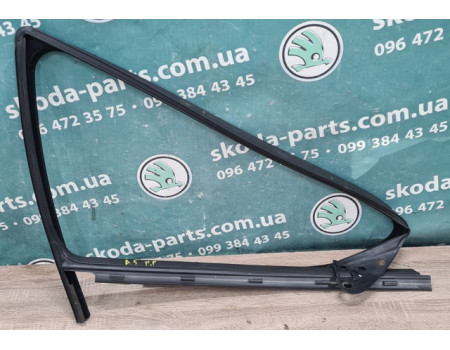 Ущільнювач скла передній правий Skoda Octavia A5 вживаний 1Z0837432B VAG (1Z0837432B)