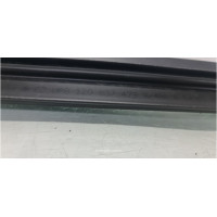 Ущільнювач скла дверей внутрішній передній лівий Skoda Octavia A5 1Z0837479A VAG (1Z0837479A)