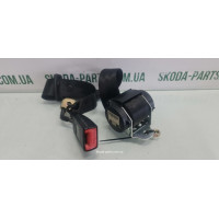 Пас безпеки задній центральний Skoda Octavia A5 1Z0857807B вживаний VAG (1Z0857807B)