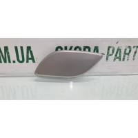 Накладка форсунки омивача фари сіра передньої лівої Skoda Octavia A5 1Z0955109A вживана VAG (1Z0955109A)