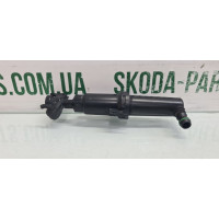 Форсунка омивача фар права 1Z0955978A Skoda Octavia A5 рестайл VAG (1Z0955978A)