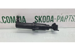 Форсунка омивача фари лівої Skoda Octavia A5 1Z0955979A вживана VAG (1Z0955979A)