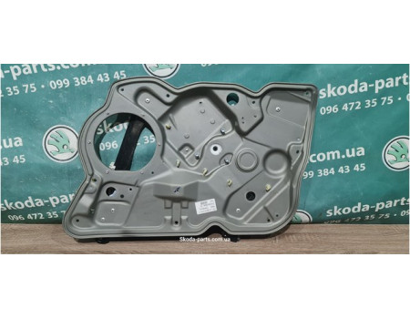 Склопідйомники передній правий Skoda Octavia A5 1Z1837656G VAG (1Z1837656G)