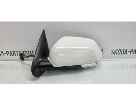 Дзеркало ліве електричне з підігрівом і повторювачем повороту Skoda Octavia a5 до рестайл колір  білий VAG (1Z1857501FD)