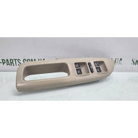 Накладка ручки ручка внутрішня ліва на 4 склопідіймача Skoda Octavia A5 VAG (1Z1867171BA)