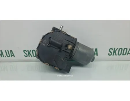 Двигун передніх двірників Skoda Octavia A5 1Z1955119A VAG (1Z1955119A) Двигун передніх двірників Skoda Octavia A5 1Z1955119A VAG (1Z1955119A)