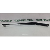 Важіль-поводок склоочисника лобового скла передній лівий водійський Skoda Octavia A5 1Z1955409 VAG (1Z1955409)