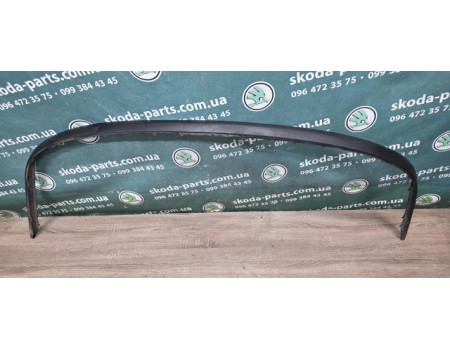 Молдинг заднього бампера Skoda Octavia A5 ліфтбек до рестайл VAG (1Z5807423)