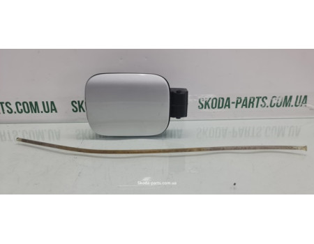 Лючок паливного бака ліфтбек Skoda Octavia A5 1Z5809857 вживаний VAG (1Z5809857)