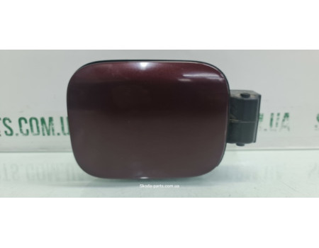 Лючок паливного бака ліфтбек Skoda Octavia A5 VAG (1Z5809857A)