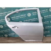 Дверка задня права ліфтбек Skoda Octavia A5 1Z5833052A вживана VAG (1Z5833052A)