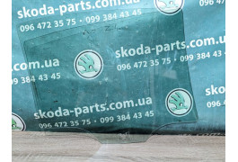 Скло задньої двері правої ліфтбек Skoda Octavia A5 1Z5845206C VAG (1Z5845206C)