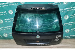 Кришка багажника комбі Skoda Octavia A5 1Z9827159T VAG (1Z9827159T)