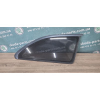 Скло кузова праве Skoda Octavia A5 combi 1Z9845298F VAG (1Z9845298F)