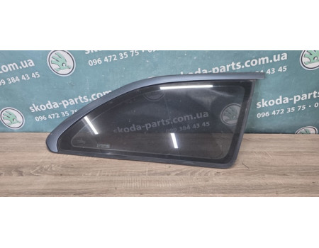 Скло кузова праве Skoda Octavia A5 combi 1Z9845298F VAG (1Z9845298F)