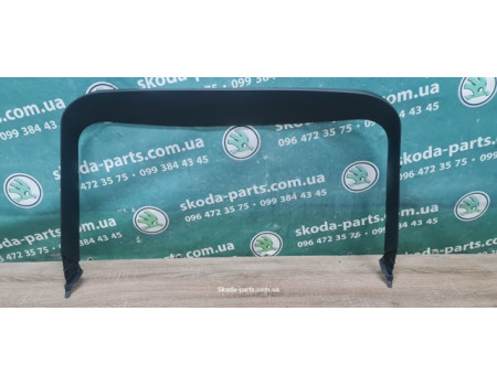 Накладка кришки багажника верхня комбі Skoda Octavia A5 1Z9867607B VAG (1Z9867607B)