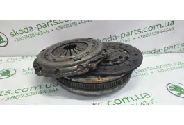 Маховик двигуна Щеплення комплект Skoda Octavia Tour 1.9TDI SACHS (2294003341)