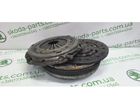 Маховик двигуна Щеплення комплект Skoda Octavia Tour 1.9TDI SACHS (2294003341)