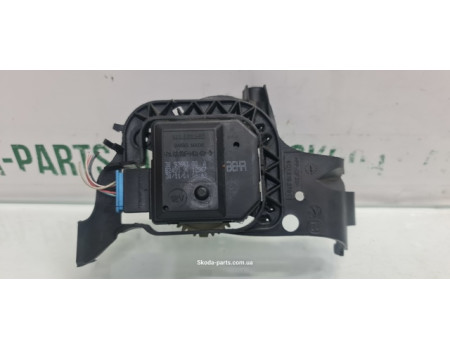 Двигун заслінки пічки Skoda Fabia VAG (309368300A)