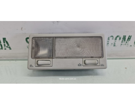 Плафон освітлення салону Skoda Octavia Tour VAG (357947111)