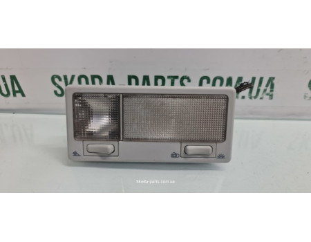Плафон підсвітки салону Volkswagen Passat B5 VAG (357947111C)